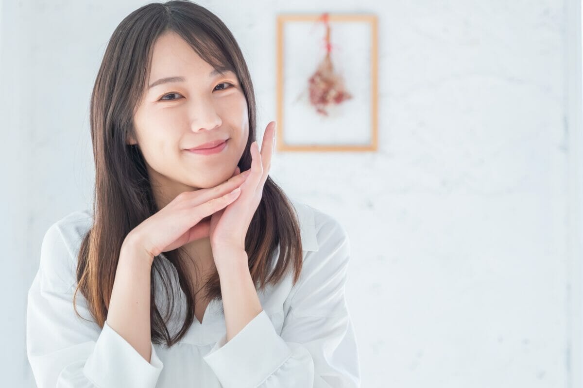 清楚系の女性