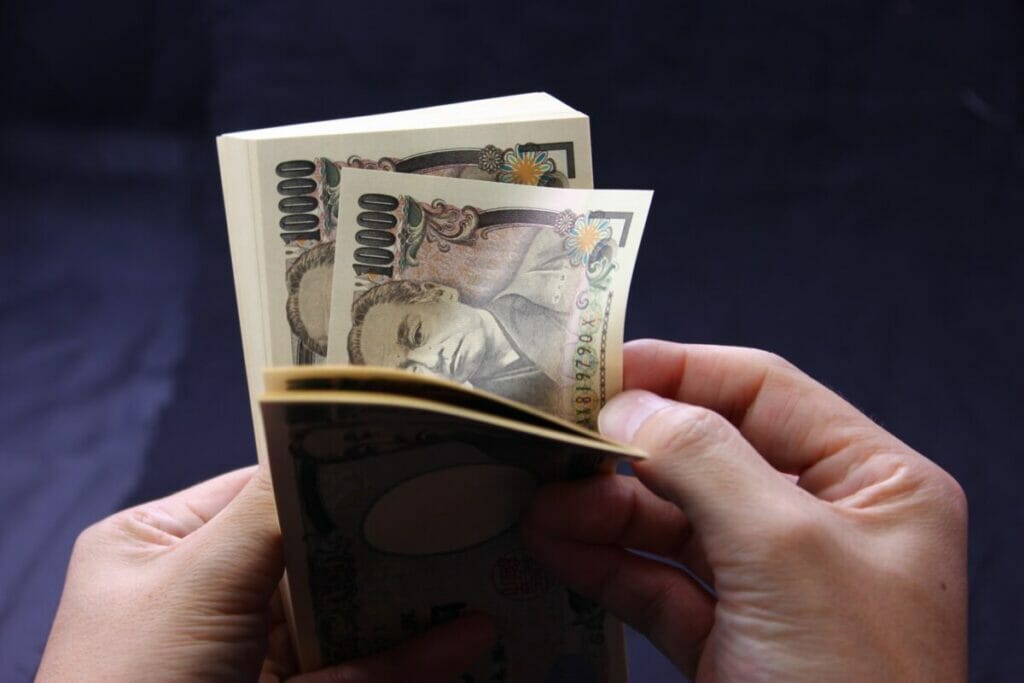 お金